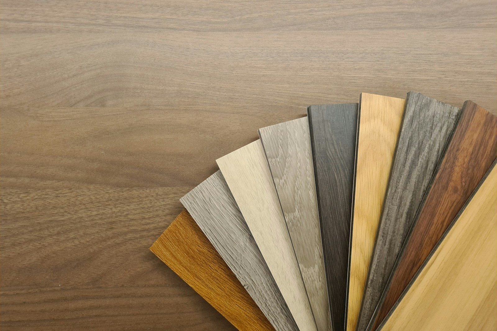 Hardwood & laminate